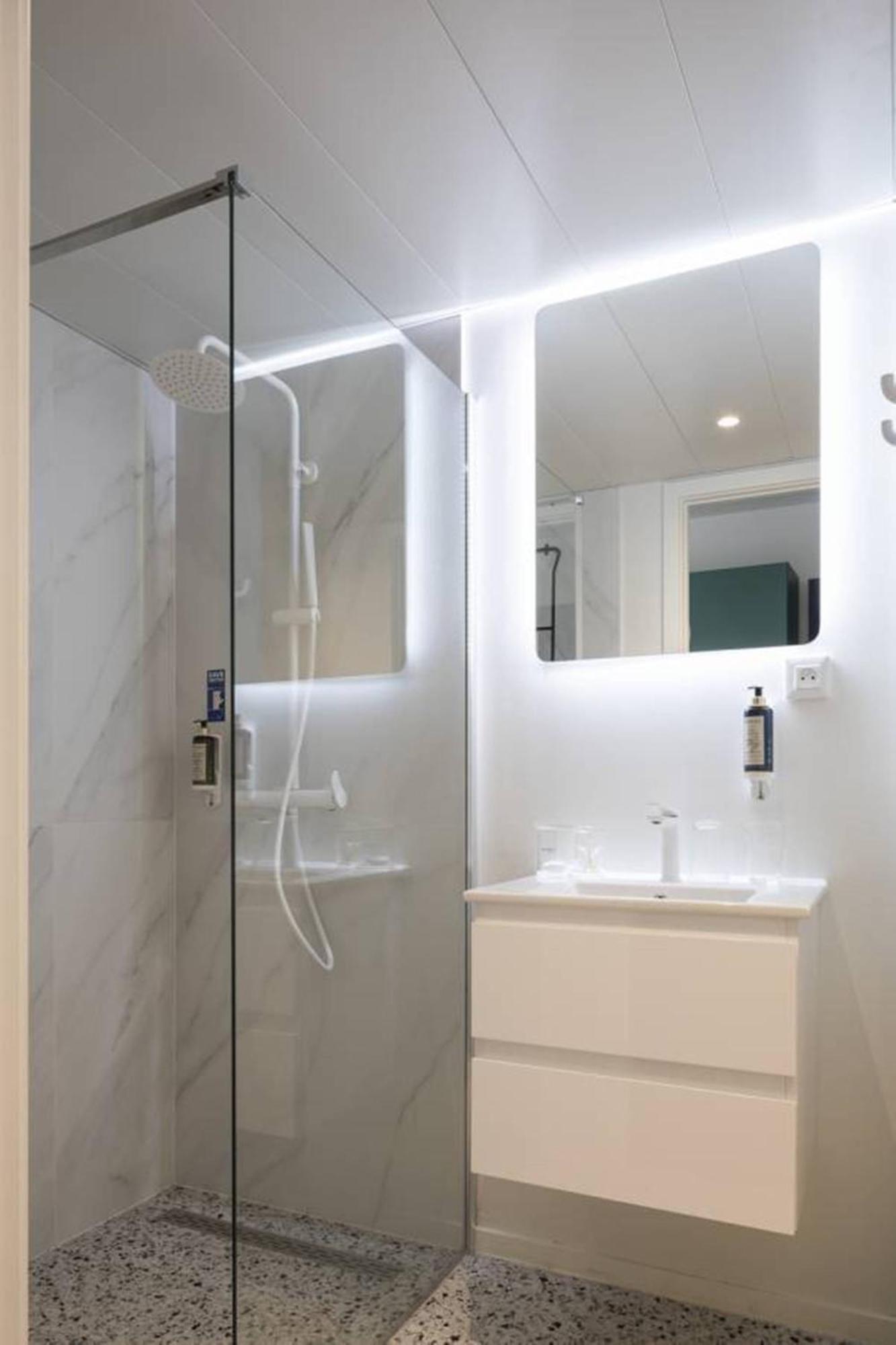 Yust Liege Hotel Cameră foto